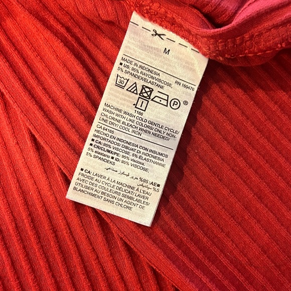 Women’s Old Navy Ribbed Tank Top Medium Dark Red - Picture 6 of 10